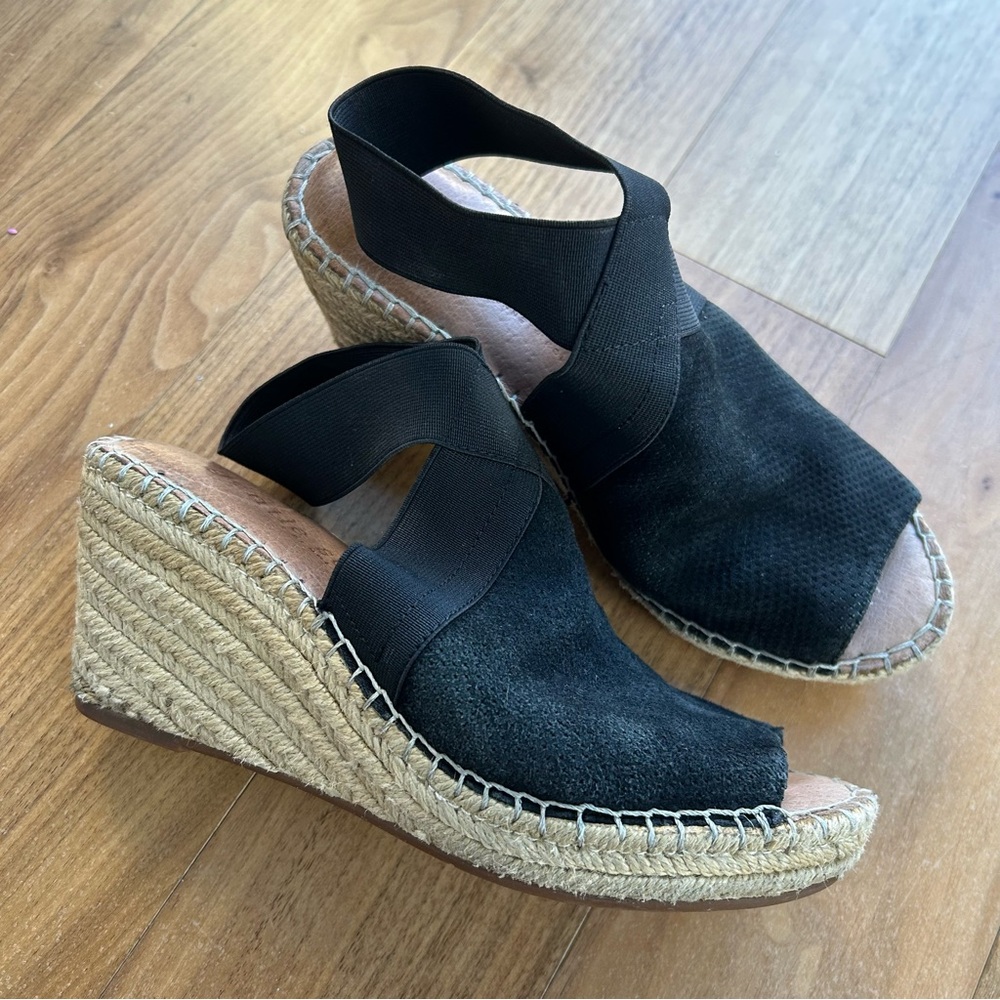 Black Wedge Sandals